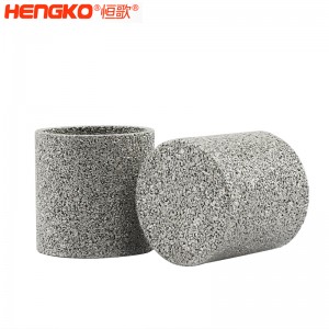 恒歌粉末燒結(jié)不銹鋼濾筒防塵透氣濾芯過(guò)濾精準(zhǔn)壽命長(zhǎng)，應(yīng)用于化學(xué)分析