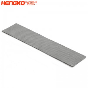 廠家定制316L不銹鋼燒結(jié)絲網(wǎng)濾板濾芯高精度過濾長壽命制藥二合一、三合一用